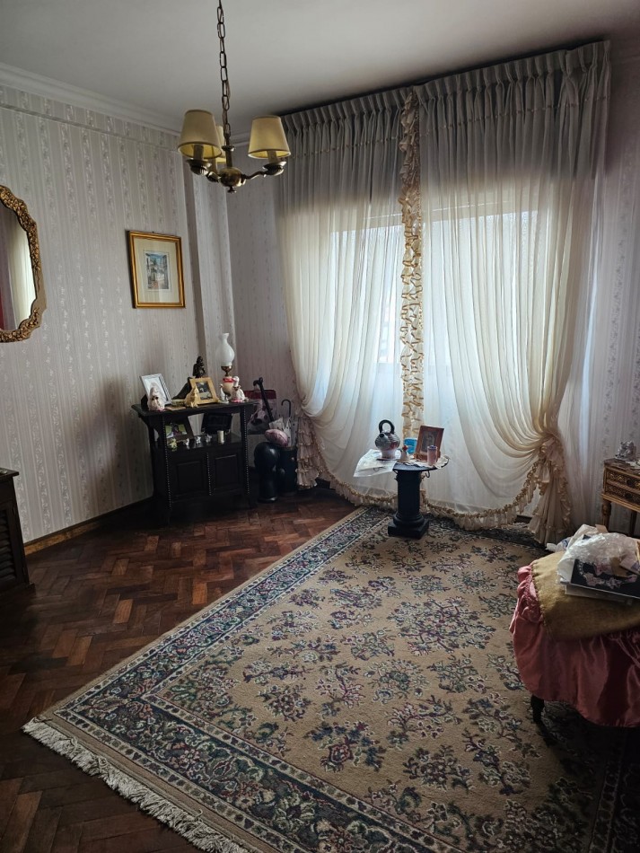 VENTA DE DEPARTAMENTO CENTRICO en 25 de mayo