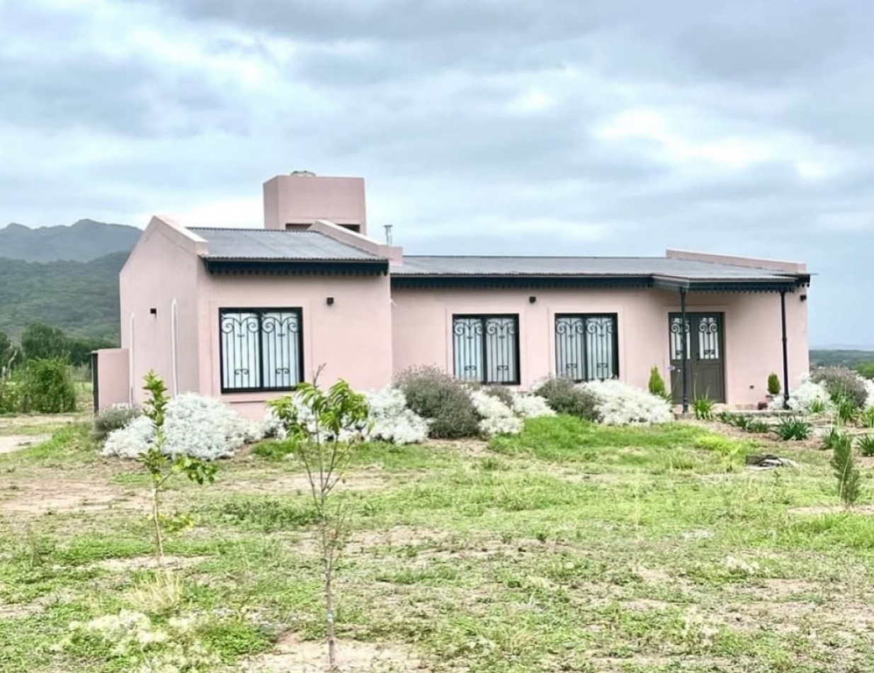 ¡PROPIEDAD SOÑADA EN VENTA - CHICOANA! 