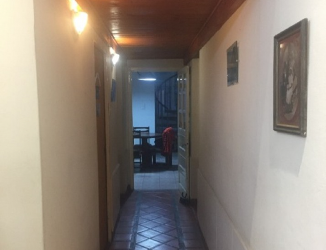 ¡CASA EN VENTA - MACROCENTRO!  Olavarria 133