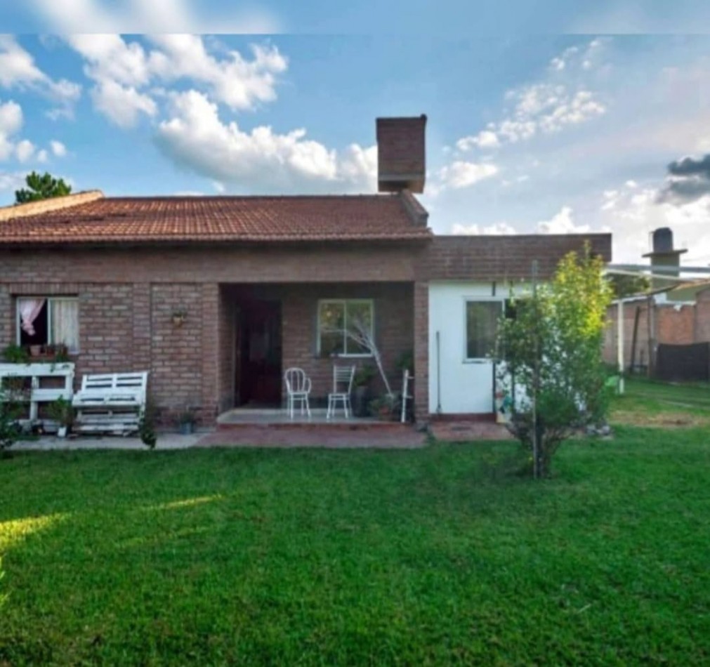 VENTA DE CASA EN BARRIO PRIVADO LOS OLMOS