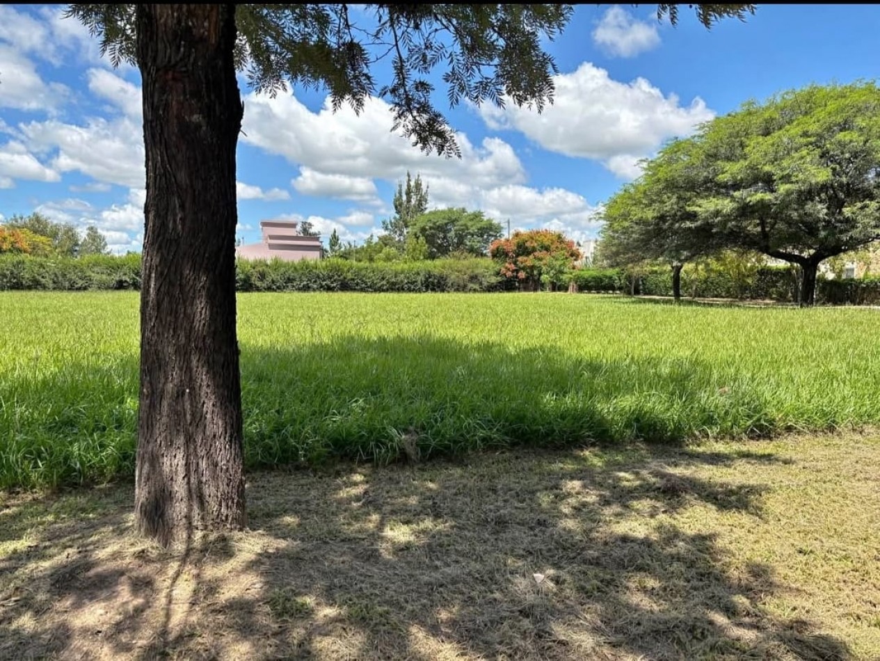 TERRENO EN ESQUINA EN VENTA