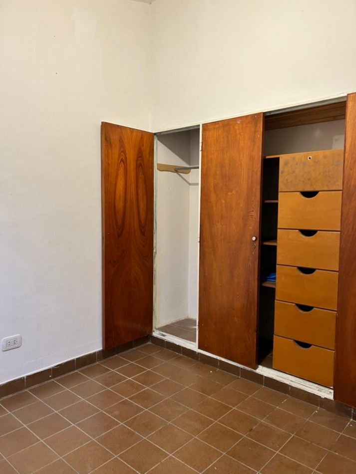 CASA EN ESQUINA BARRIO EL PERIODISTA