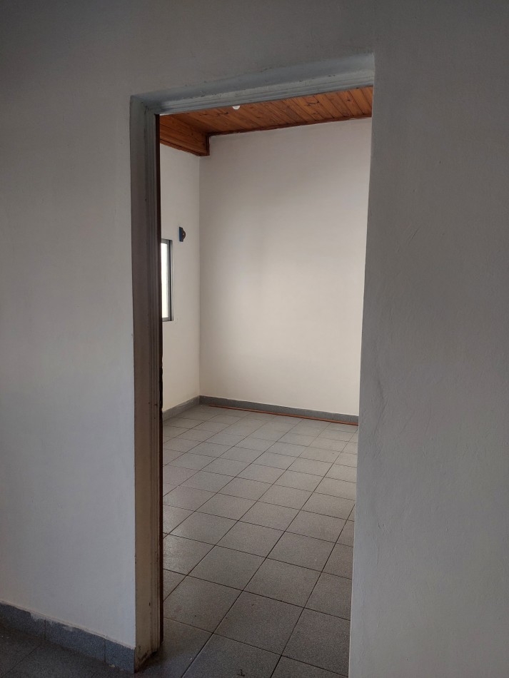  ¡AMPLIO DPTO. EN ALQUILER!