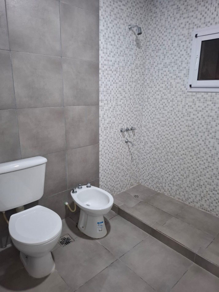 ALQUILO DUPLEX - ZONA SUR