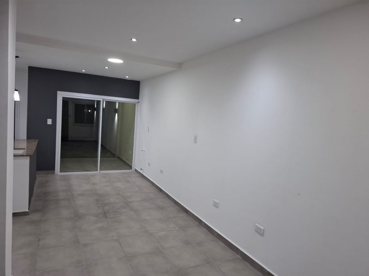 ALQUILO DUPLEX - ZONA SUR