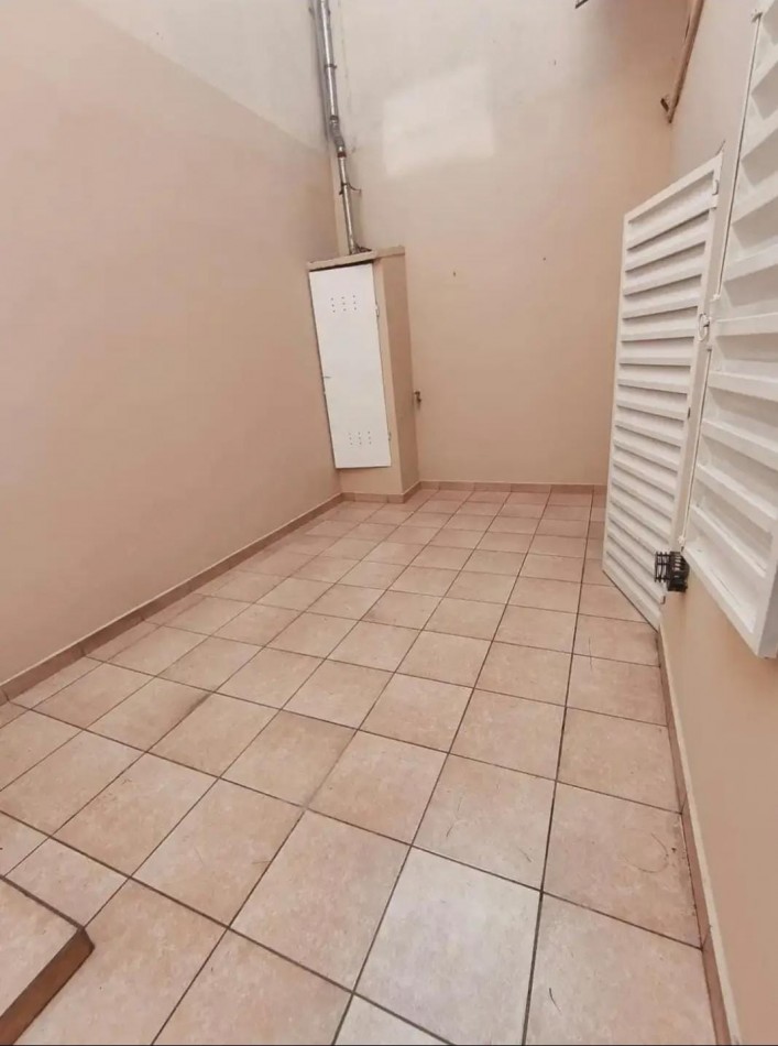 ALQUILER DEPTO PELLEGRINI Y URQUIZA