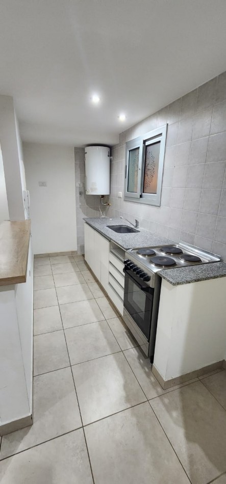  DEPARTAMENTO EN ALQUILER Necochea 1359 - 1° Piso