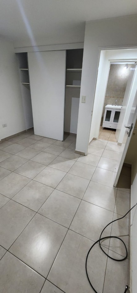  DEPARTAMENTO EN ALQUILER Necochea 1359 - 1° Piso