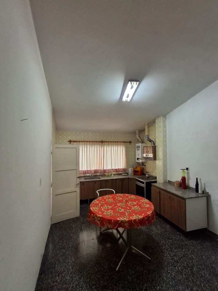 Casa Zona monumento 20 de Febrero 