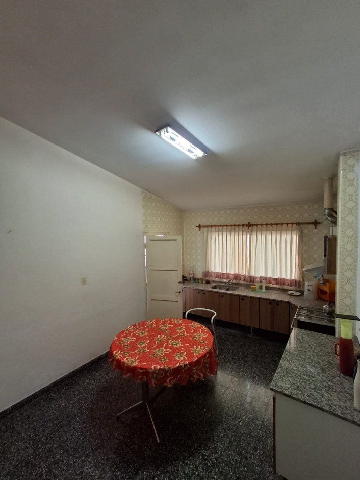 Casa Zona monumento 20 de Febrero 