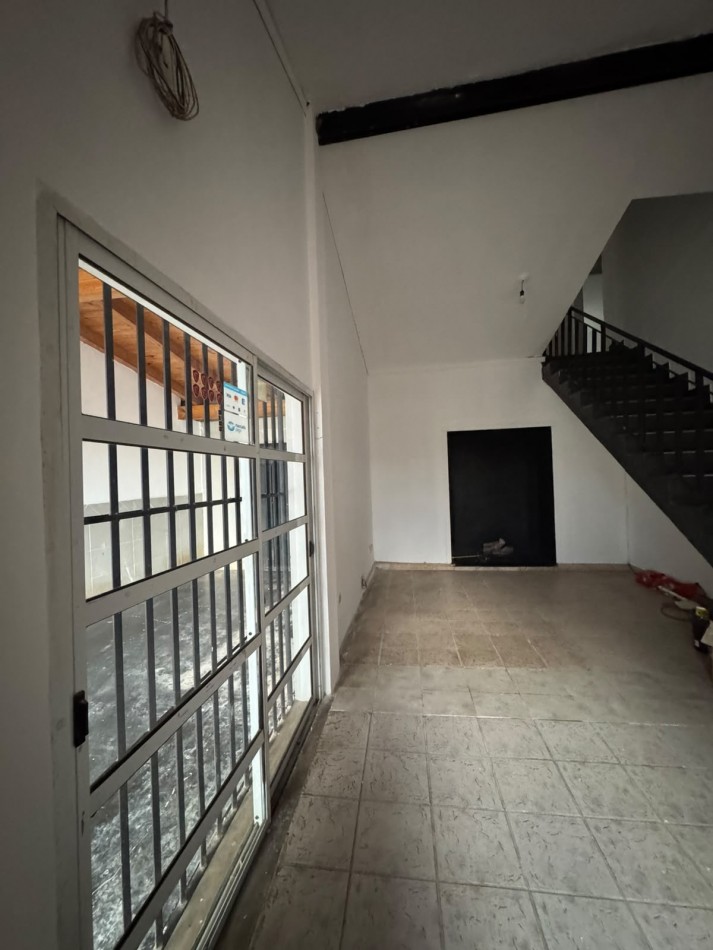 CASA EN ALQUILER - VILLA LAS ROSAS