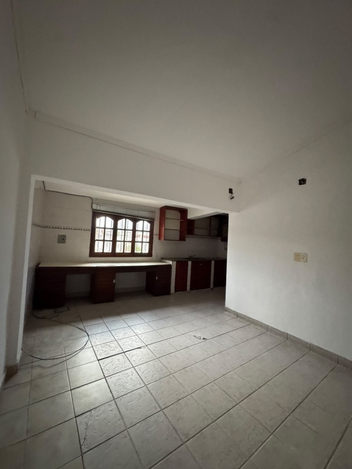 CASA EN ALQUILER - VILLA LAS ROSAS
