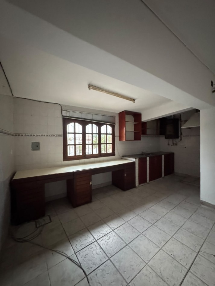 CASA EN ALQUILER - VILLA LAS ROSAS