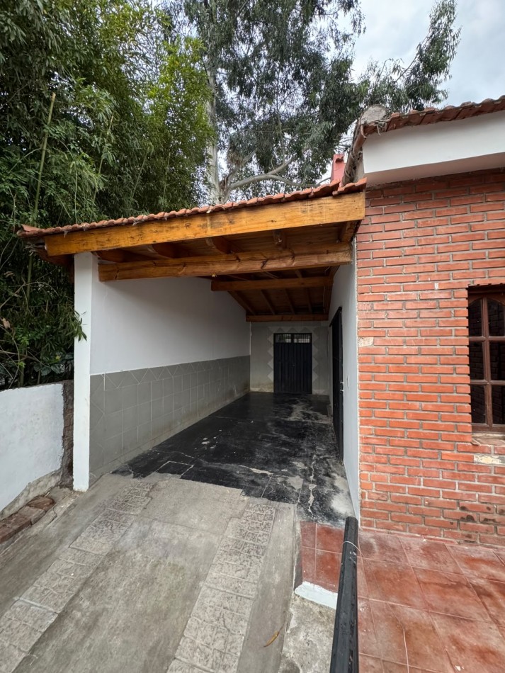 CASA EN ALQUILER - VILLA LAS ROSAS