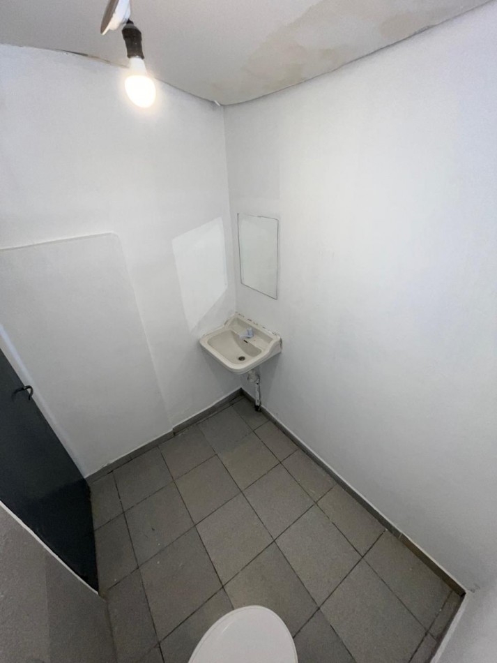 LOCAL COMERCIAL EN VENTA / ALQUILER CALLE ALVARADO