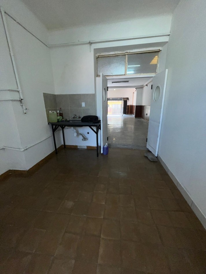 LOCAL COMERCIAL EN VENTA / ALQUILER CALLE ALVARADO