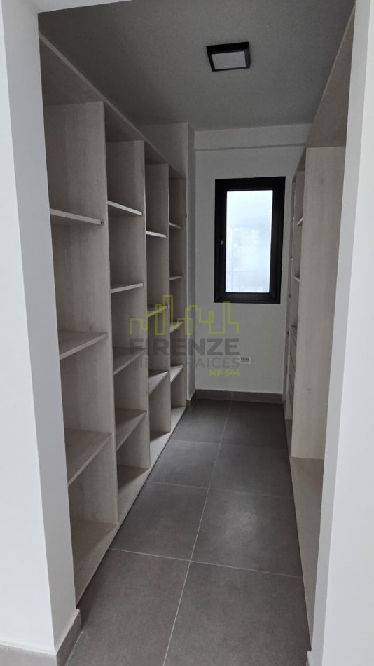DEPARTAMENTO EN VENTA EN AV GRAL GUEMES