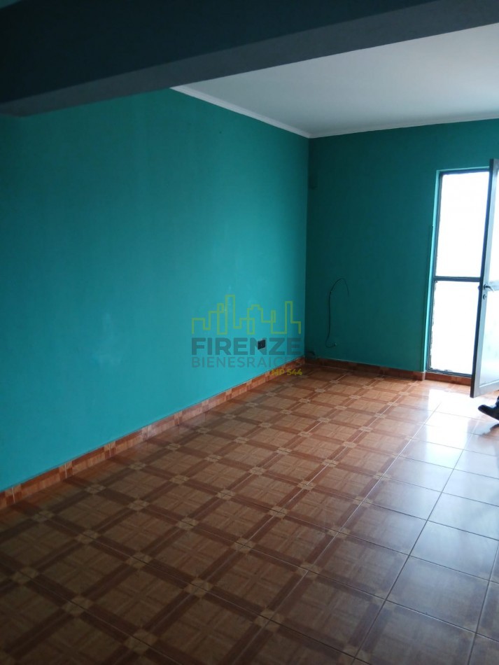 DEPARTAMENTO EXCELENTE UBICACION CENTRICA EN VENTA