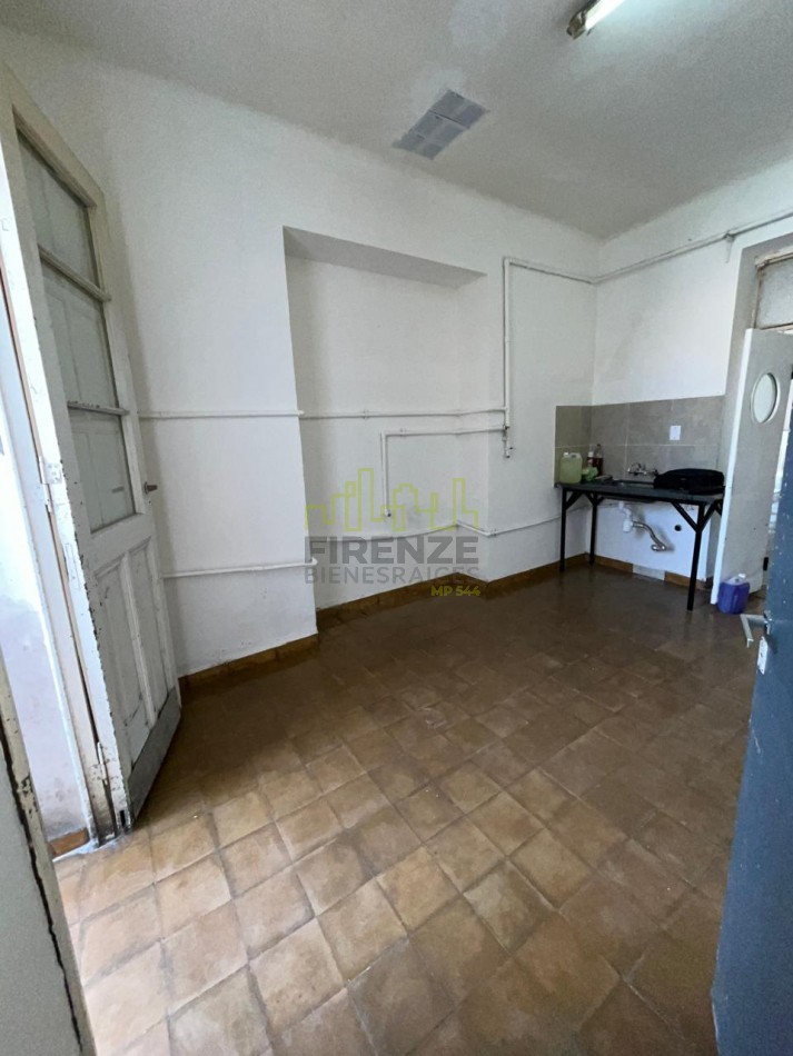 LOCAL COMERCIAL EN ALQUILER CALLE ALVARADO
