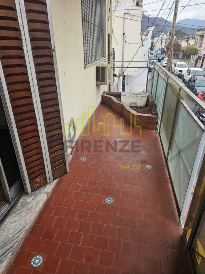 Vendo departamento en Alvarado 268