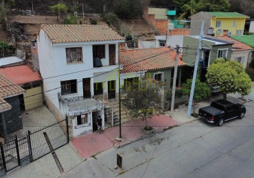 CASA EN CONSTRUCCION EN VILLA LAS ROSAS 