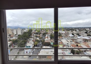 Torre Paseo de los Poetas